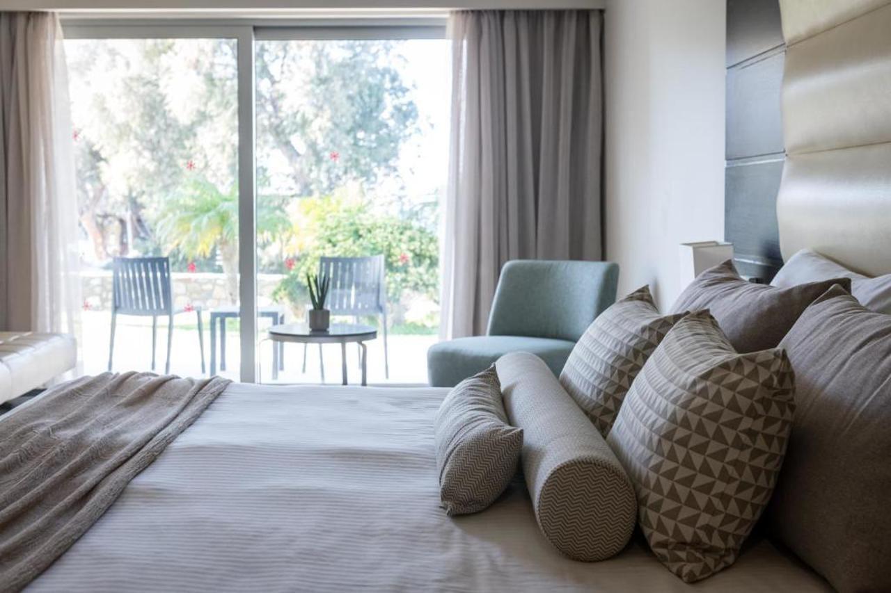 Akti Coast Club Hotel Мармари Екстериор снимка