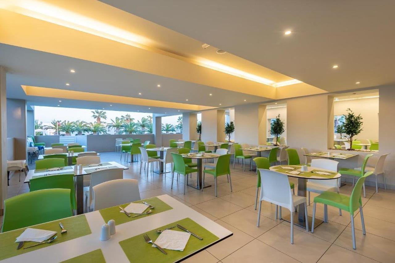 Akti Coast Club Hotel Мармари Екстериор снимка